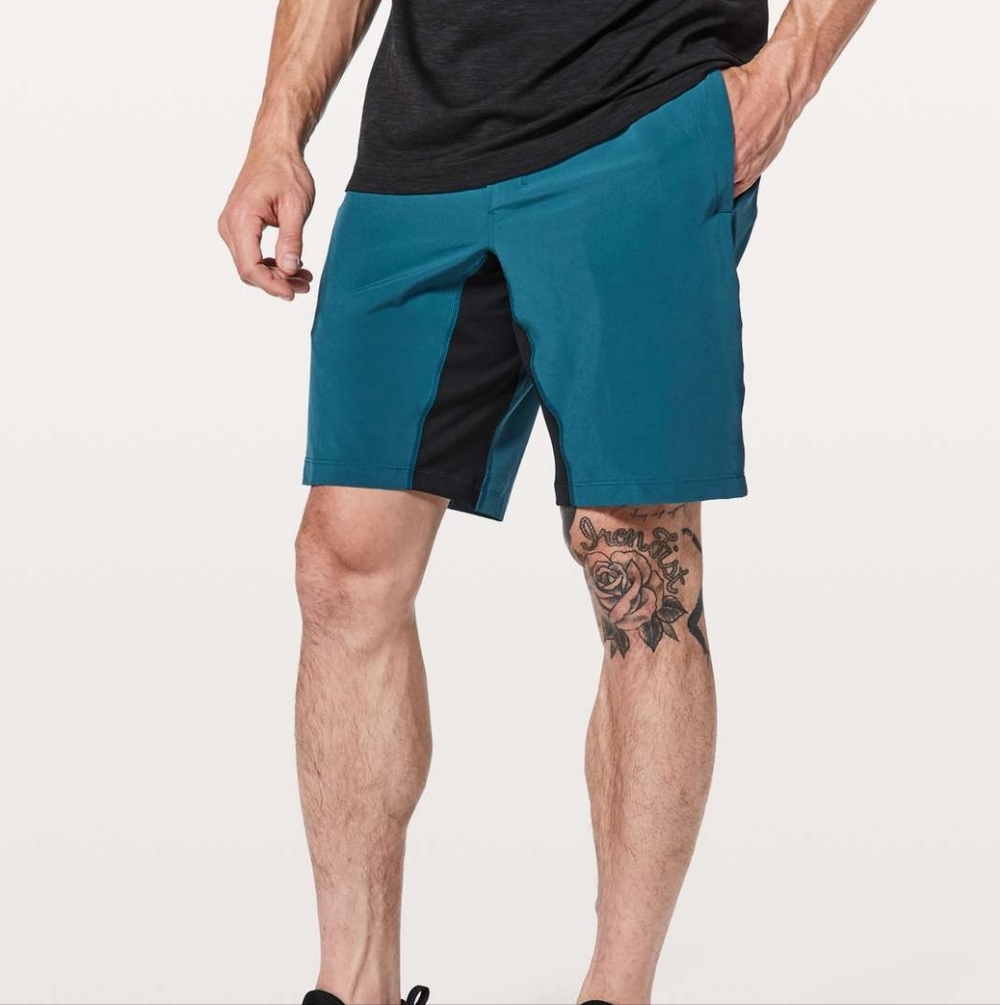 Lululemon T.H.E. Short 9" Linerless Mens Shorts Size L